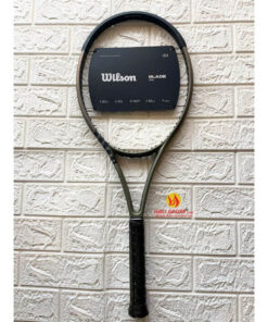 Vợt tennis Wilson Blade 100L V8.0 - Tấn công kiểm soát tốt - Hali Sport