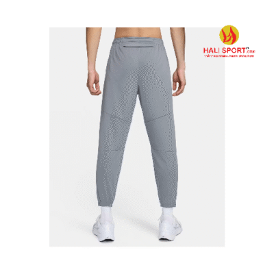 Mặt sau quần Running Nike xám DD5004-084 chính hãng tại HaLi Sport